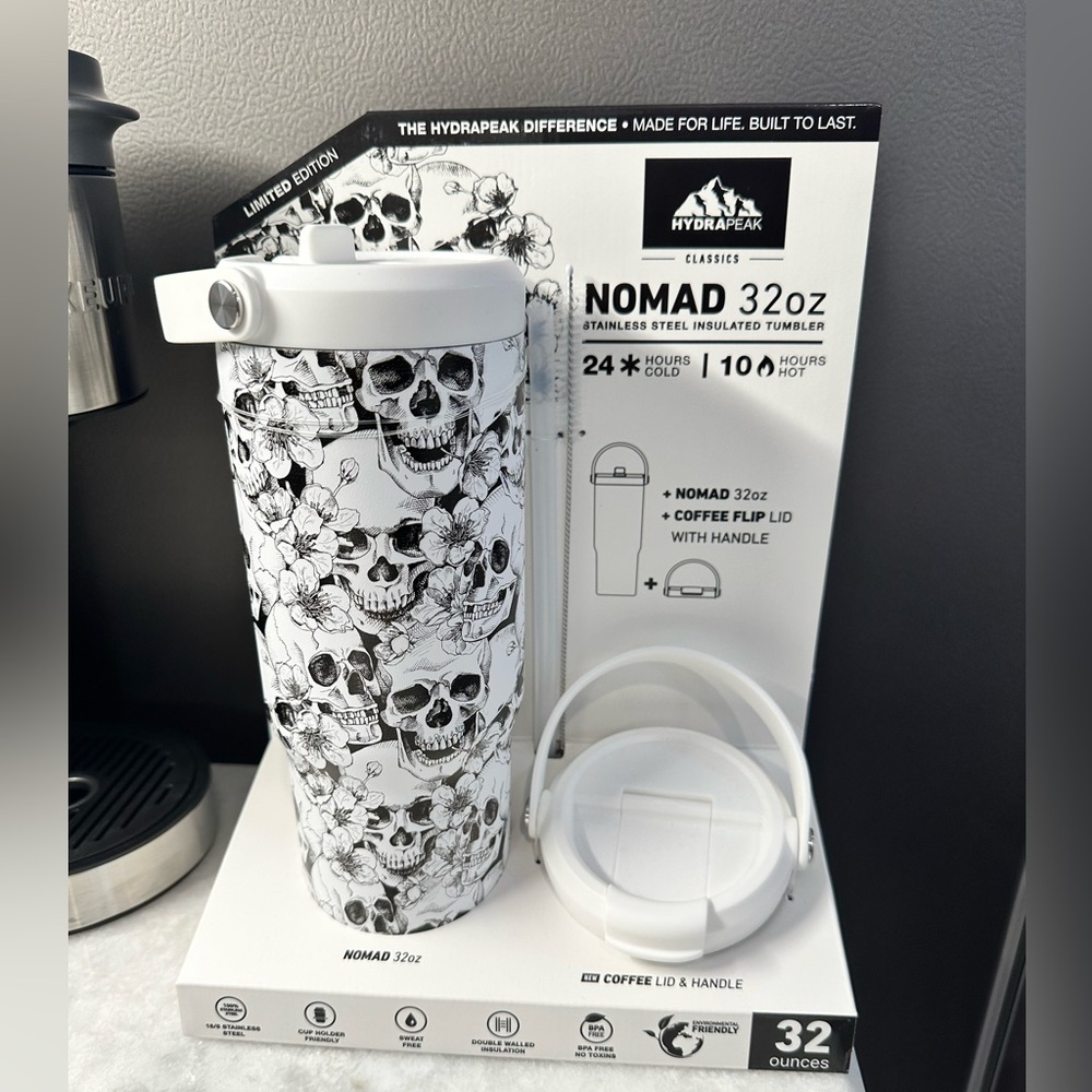 HydraPeak Limited Edition Nomad 32oz Stainless Steel Skull Tumbler